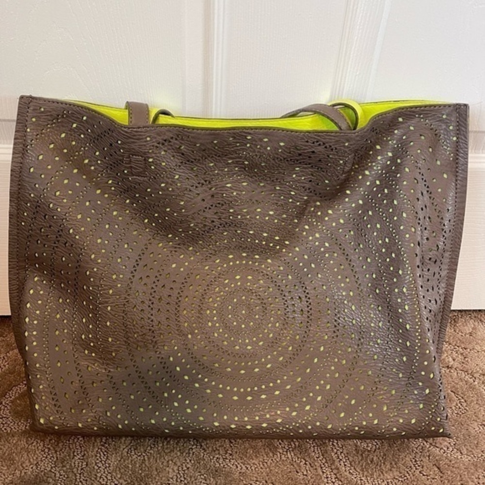 Tote Bag Cut Out Pattern Gray and Lime Green Yellow